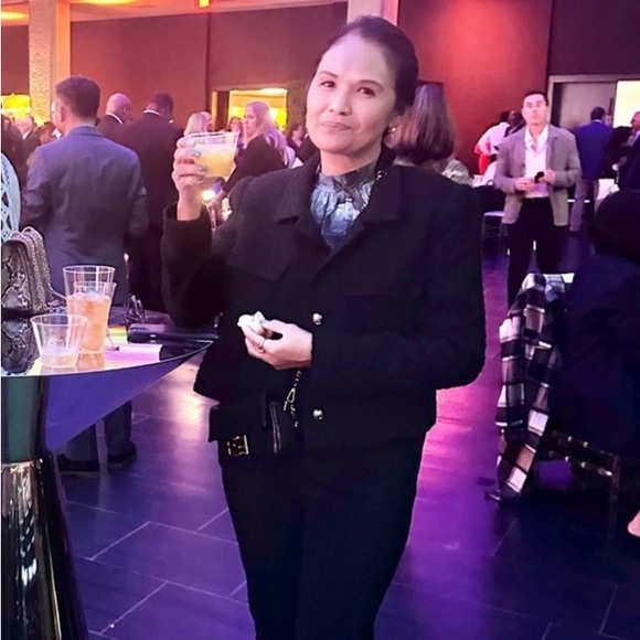 ❤️❤️🥳🥳🥳 I'M LIVE !!! 🥳🥳🥳❤️❤️
LIKE this POST TO BE NOTIFIED WHEN I GO LIVE!!! - Picture 8 of 13